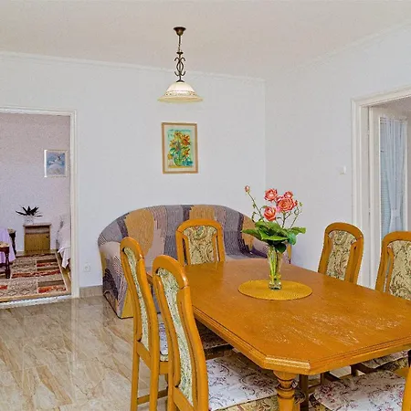 Csontos Vendeghaz 3* Hajdúszoboszló