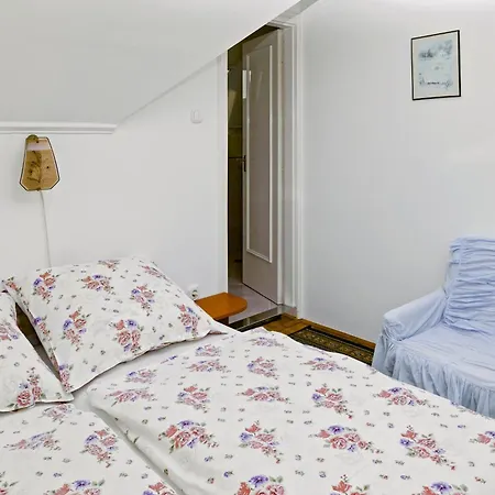 Csontos Vendeghaz Konukevi 3*