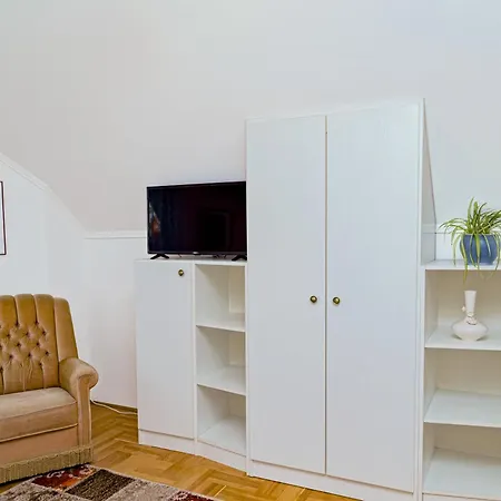 Csontos Vendeghaz 3* Hajdúszoboszló